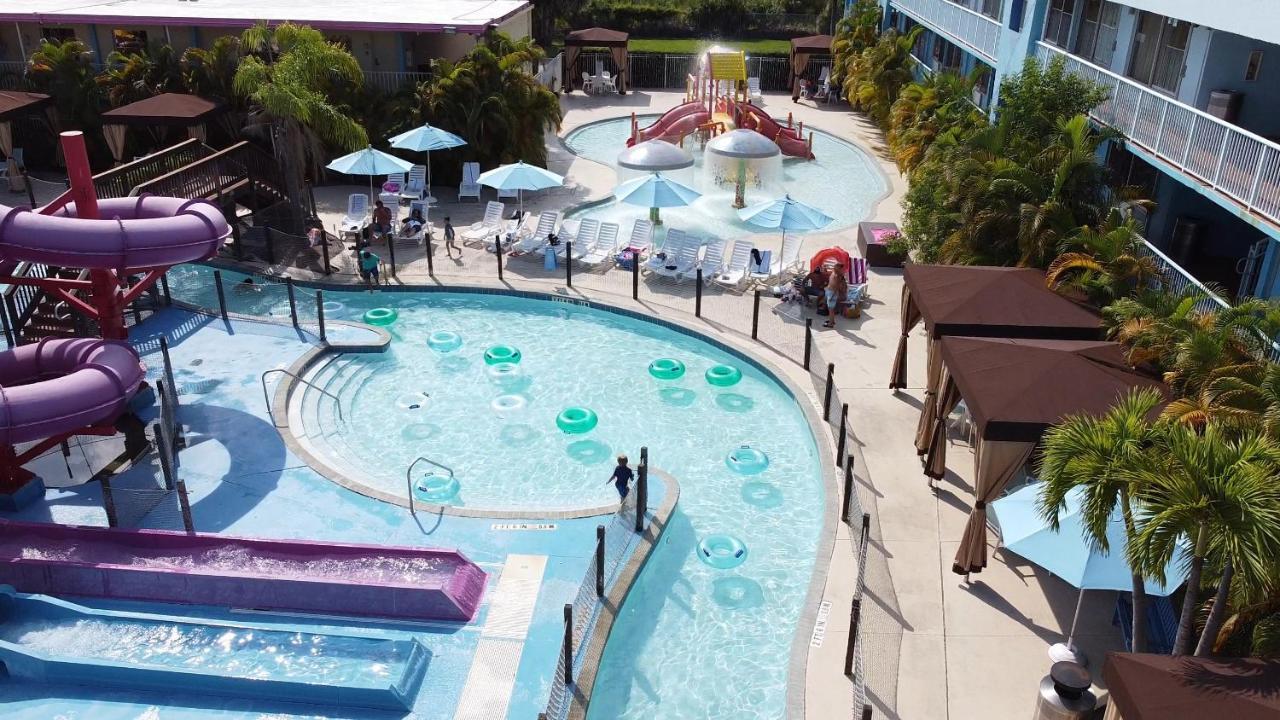 Ramada By Wyndham Flamingo Water Park Hotell Kissimmee Exteriör bild