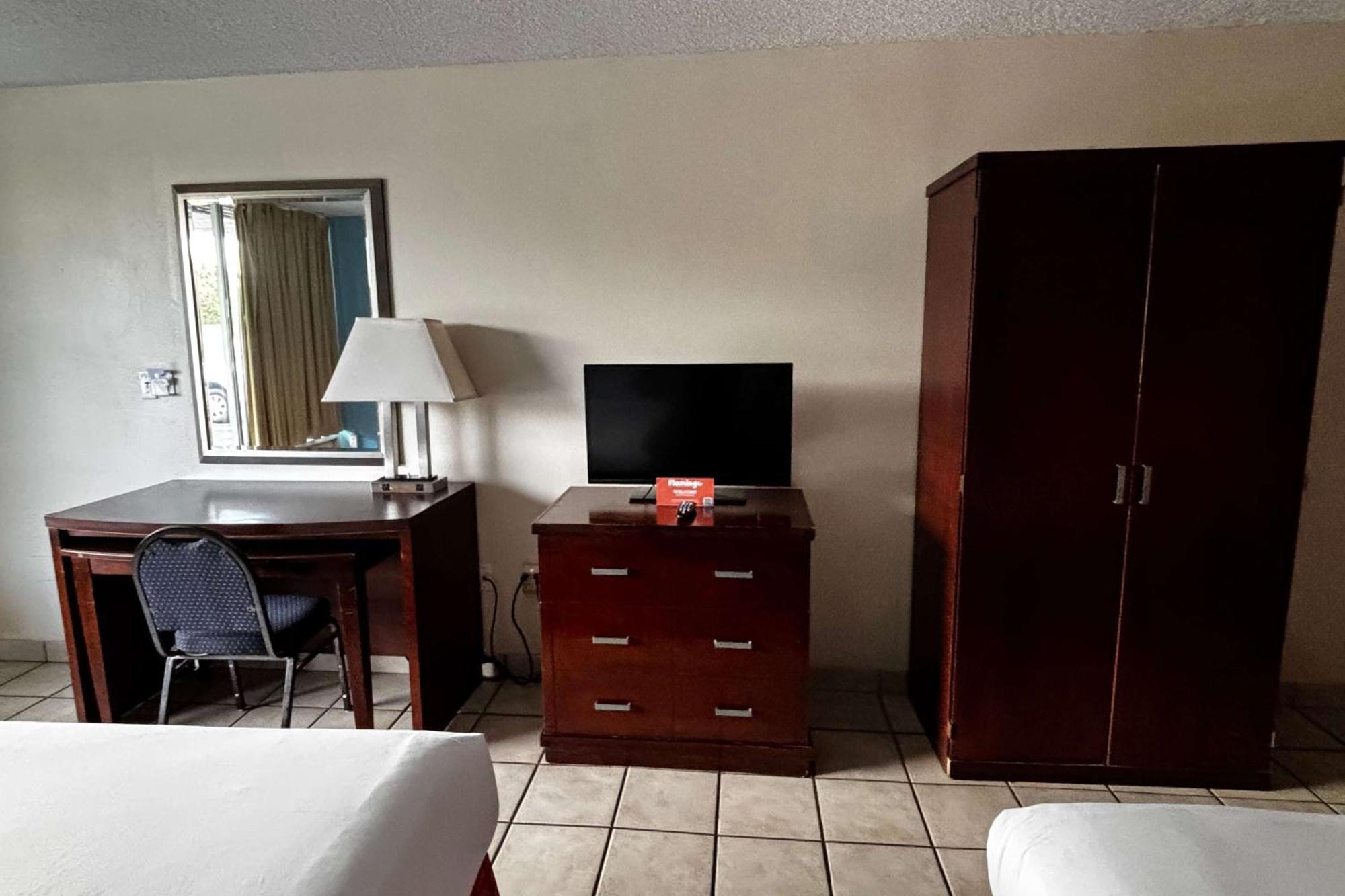 Ramada By Wyndham Flamingo Water Park Hotell Kissimmee Exteriör bild