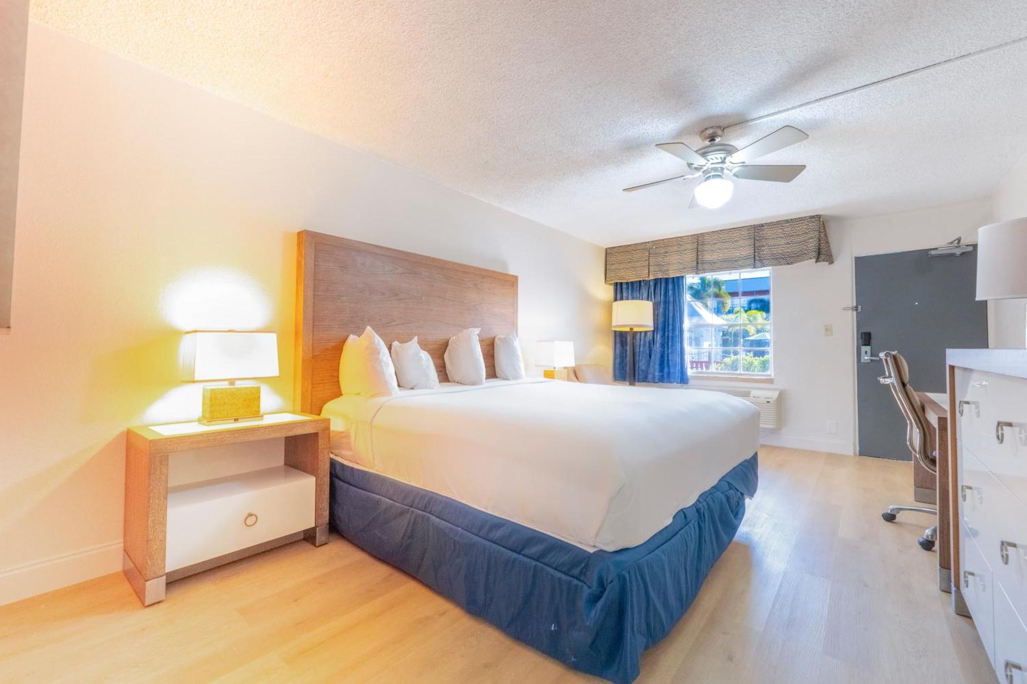 Ramada By Wyndham Flamingo Water Park Hotell Kissimmee Exteriör bild