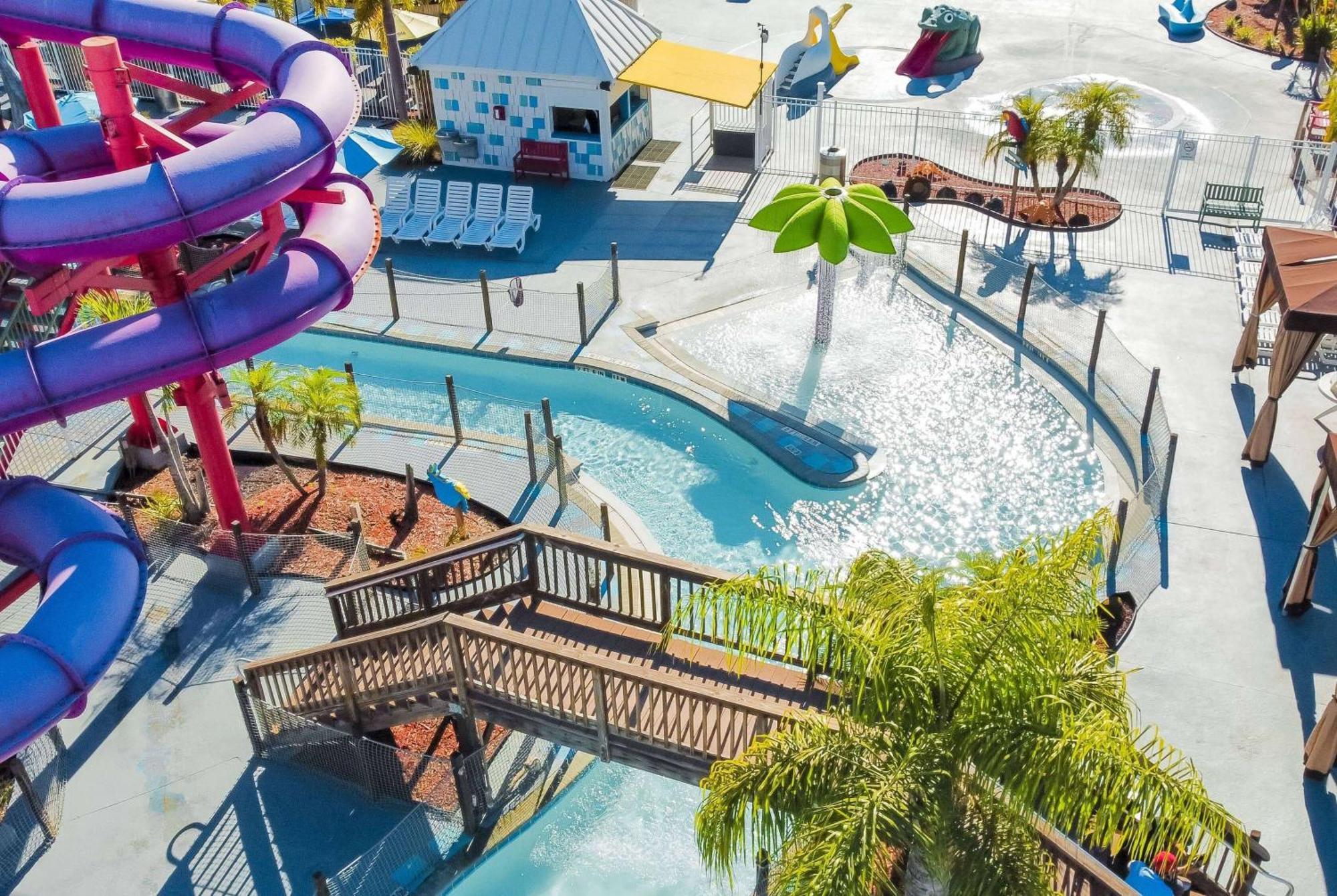 Ramada By Wyndham Flamingo Water Park Hotell Kissimmee Exteriör bild